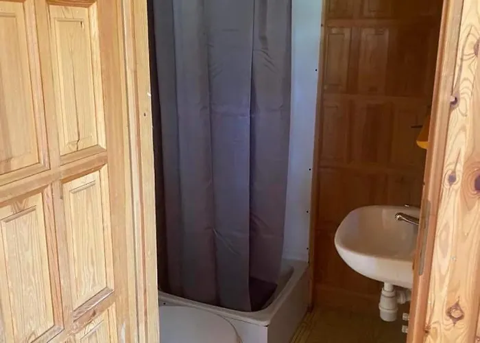 Szumi 펜션 므르제지노